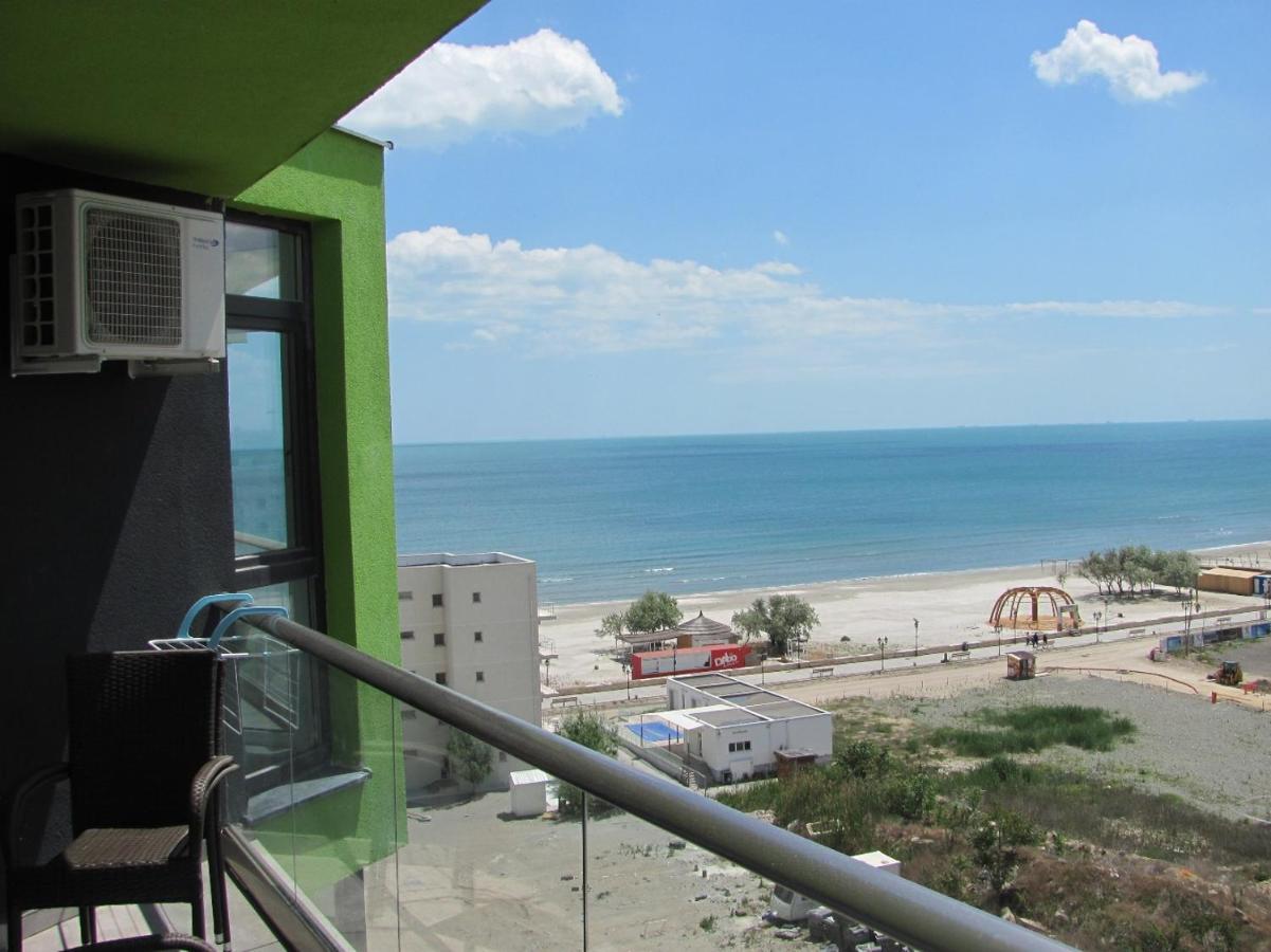 Apartamente Azzurro on the beach Năvodari Esterno foto