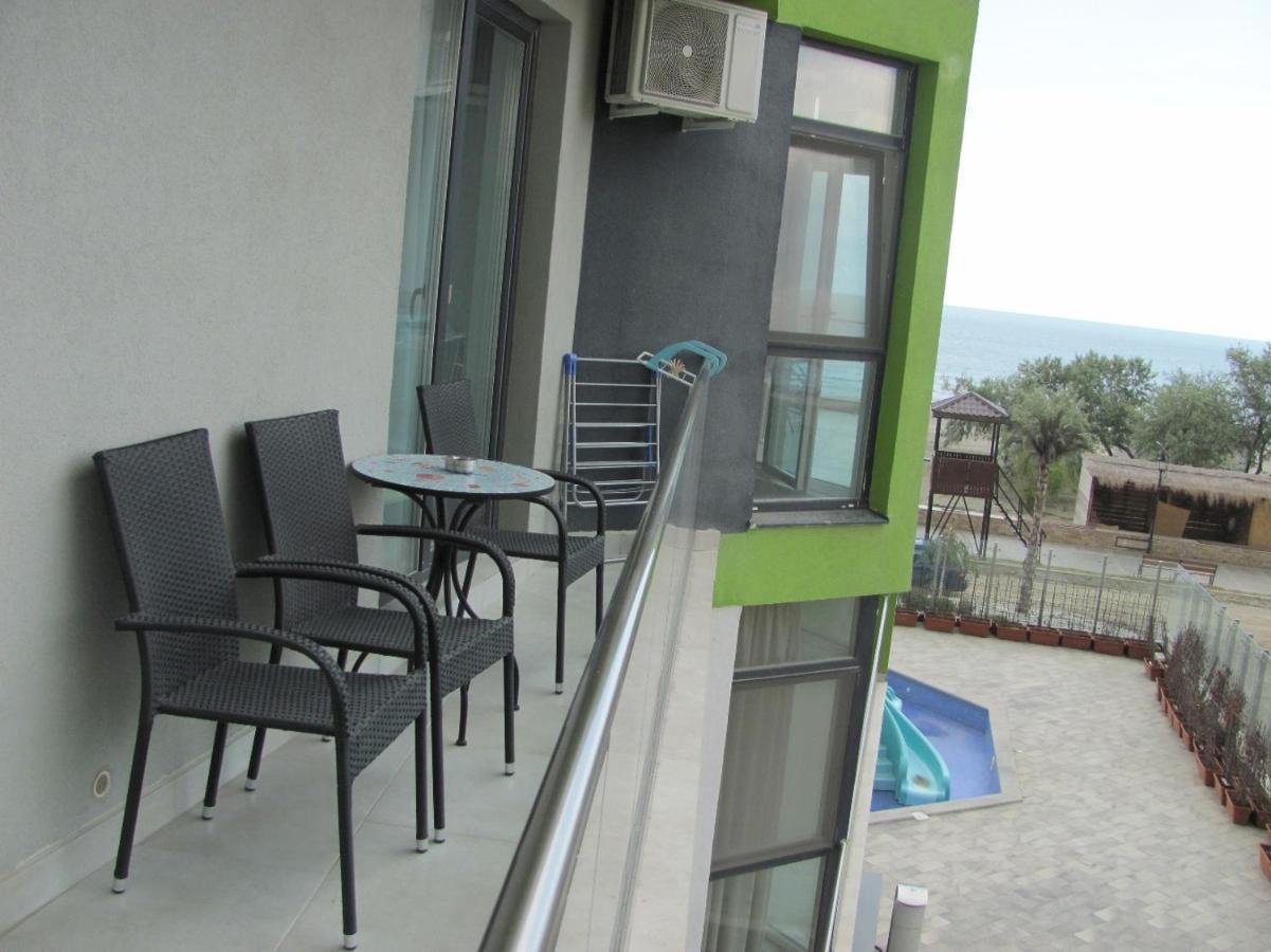 Apartamente Azzurro on the beach Năvodari Esterno foto