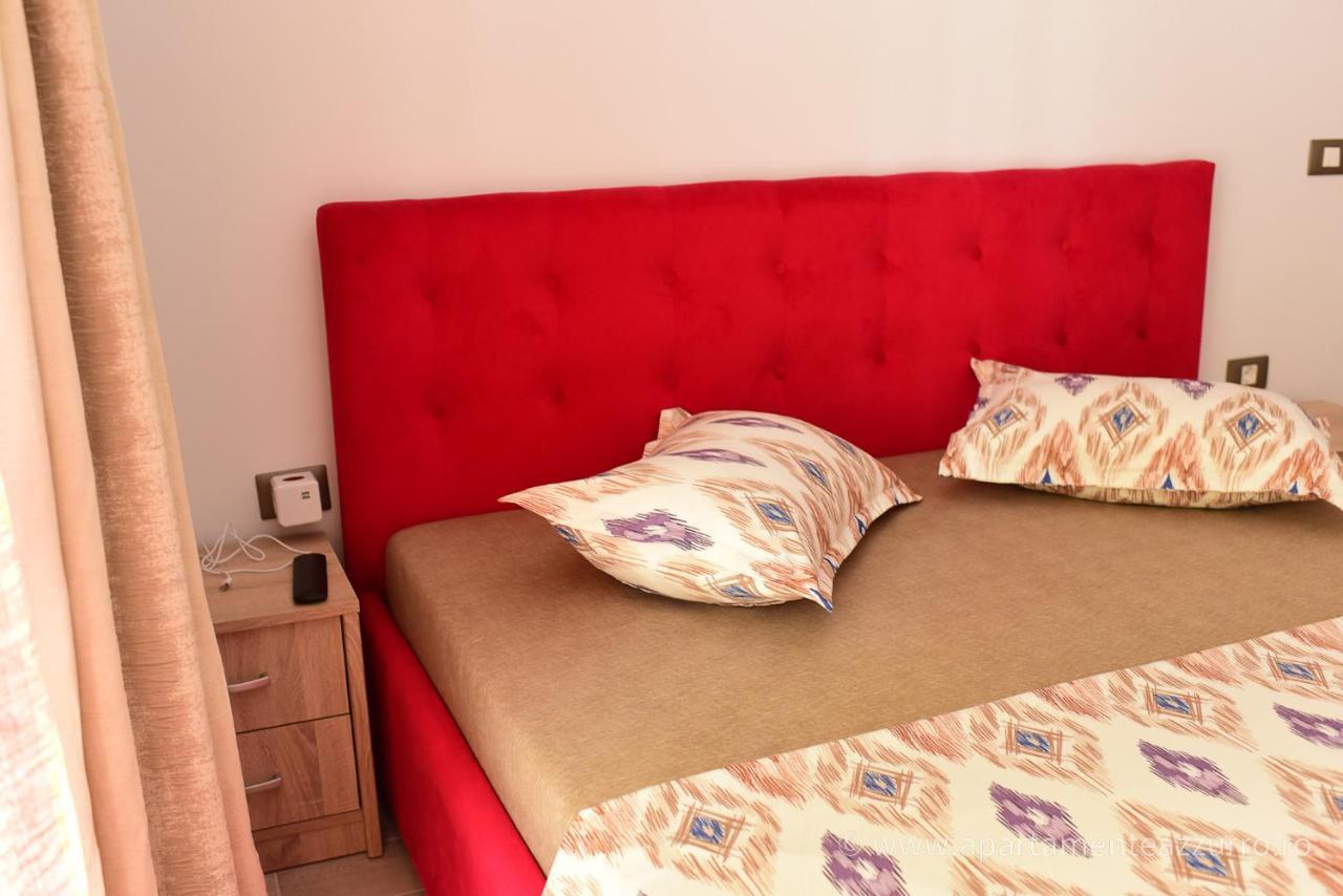 Apartamente Azzurro on the beach Năvodari Esterno foto