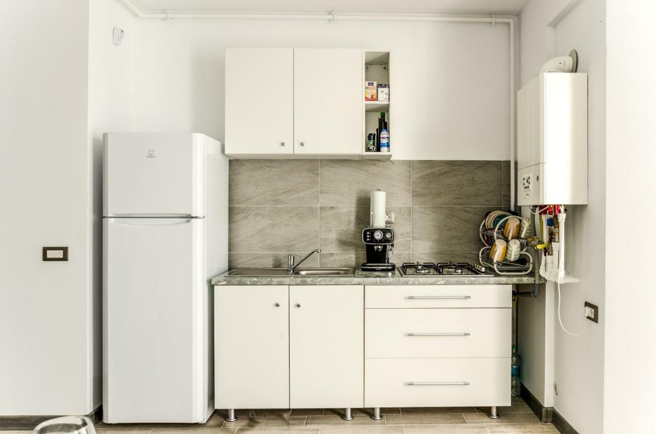 Apartamente Azzurro on the beach Năvodari Esterno foto